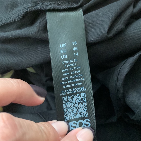 ASOS DESIGN sleeveless button front boilersuit - Picture 4 of 4